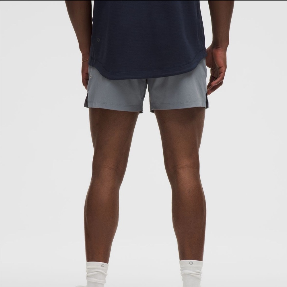 RESTOCK Lululemon Men’s “License To Train” Short 5” Inseam (M) *BESTSELLER* - Picture 2 of 11